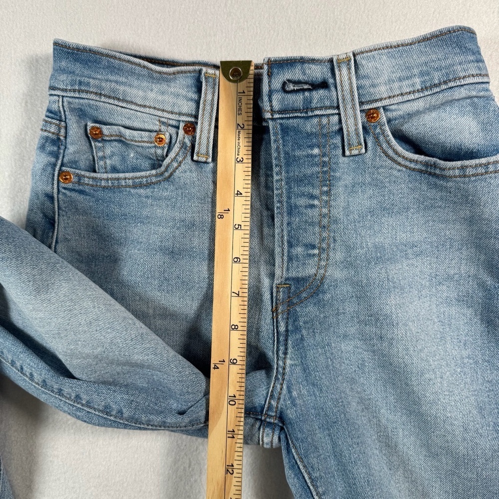 Levis Jeans Womens 25 Blue Wedgie Straight High Rise Light Wash Button Fly - Picture 10 of 14